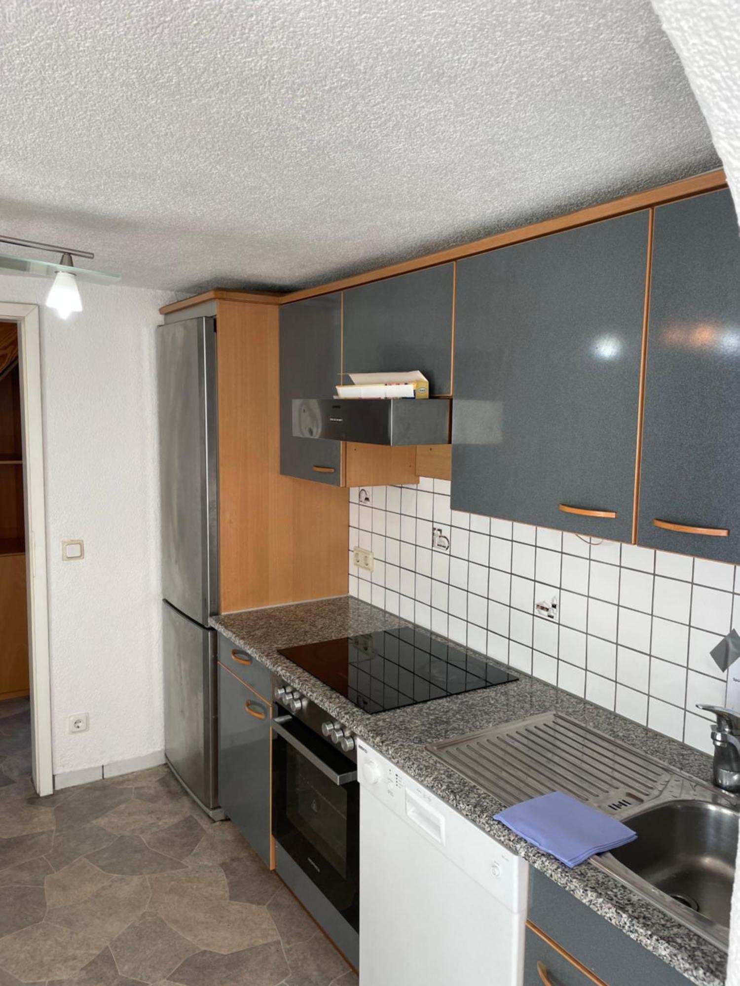 Haus Dambacher - Arbeiter-Monteurzimmer Nuertingen Eksteriør billede